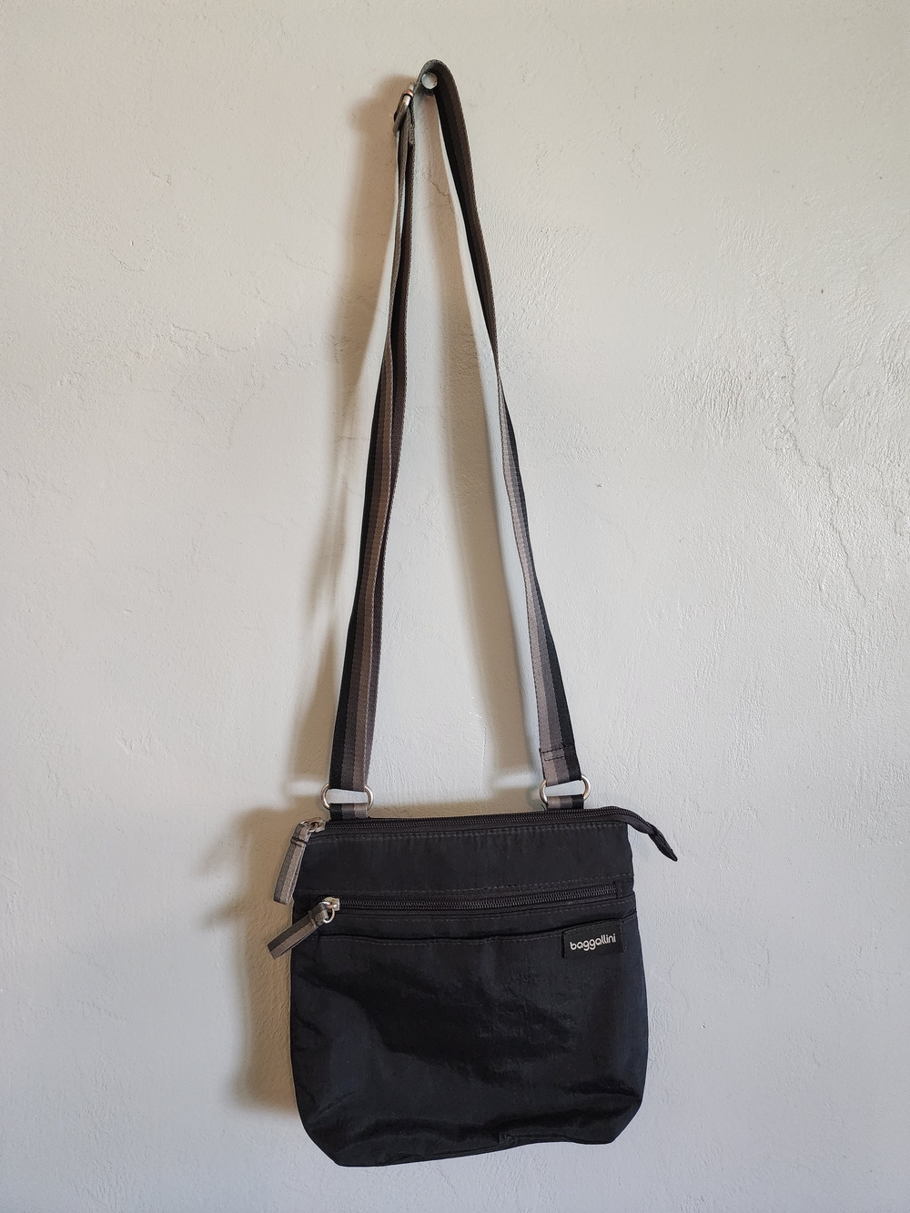 3 For $15 Sale! Baggallini Black Compact Crossbody Messenger Bag